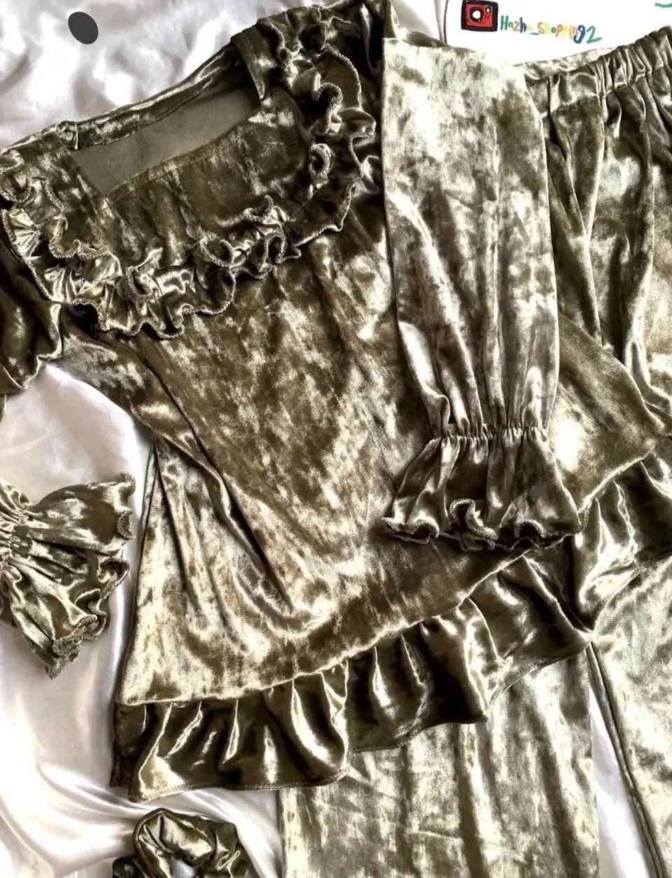 ملابس أطفال • Hazh_Shop92