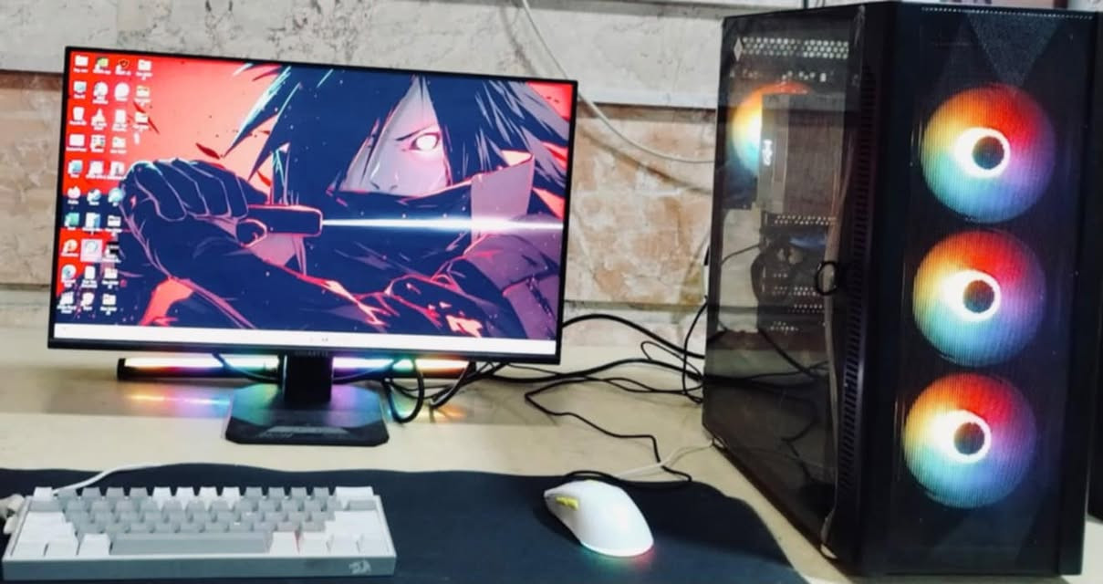 سيت اب pc مواصفات ممتازه و نظافه فول (للمراوس) فقط مع واحد من ذني الاجهزه اهم شي يكون نظيف و بطاريه جيده :
هونر ماجك 8 برو 
كلاكسي s25 الترا
شاومي 15 الترا 
كوكل بكسل 10 برو xl 
----------
المواصفات :-
CPU - CORE I5 12400F 
CPU COOLER RGB غازي لون ابيض
GPU - RTX 3050 8G GALAX
MB - ASUS B760M PLUS 
RAM - 16G 3200 T-FORCE RGB
HARD1 - M.2 NVME 250GB SAMSUNG EVO 970
HARD2 - HDD 1TB TOSHIBA  
CASE - GALAX 4FAN RGB 
-----------
الملحقات :-
الشاشه : GIGABYTE 200HZ FHD IPS 25
الماوس : FANTECH RGB احترافي لون ابيض
الكيبورد : REDRAGON FIZZ RGB لون ابيض 
ماوس باد FANTECH 
----------
مكاني بغداد - الحريه
رقمي ***********
