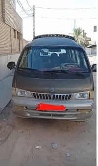 بيجو شبوط • ٢٠٠٠ • ١٤ راكب