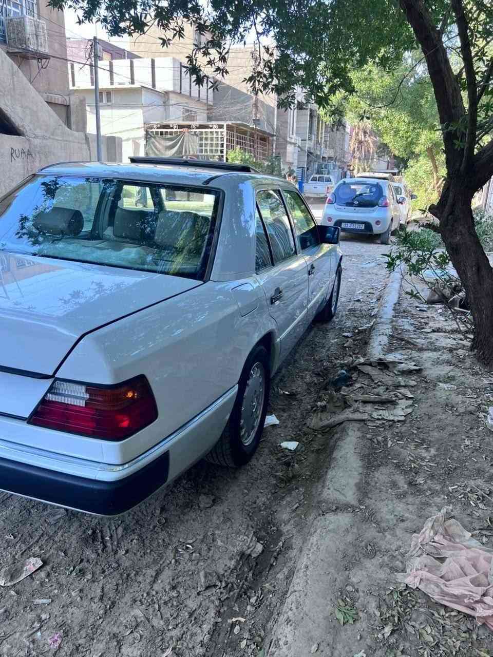 مارسيدس دب 

موديل 1991

نظافة فولل 

سياره جديده 

 محرك خراطيم 

رقم بغداد 

كير D4

مابيهة اي نقص

سعر 87 او بيه مجال 

للاستفسار 
***********واتساب 
*********** بدون واتساب لتراسلني عل اسيا
