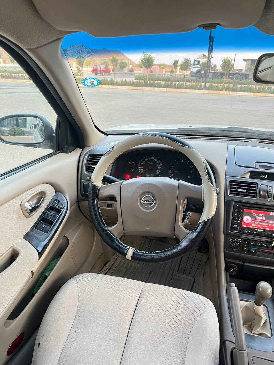 نیسان ماکزیما 2002بێ  بۆیاغ بێ سارد بێ چاڵ و تەعدیل بێ شوخت نمونە لەجوانی ماڵی دۆستە توندو تۆڵە مەکینە 3000هەزارمەکینەی شەریکەیە نەگۆڕدراوە  مەکینە و گێڕی لۆکی لەسەرەگێڕو مەکیە کارەبایی تەبرید گەرمی هەمووی لەسەر دەقی شەریکەیە گێڕ عادیabs ناو زەرد قفڵ مەرکەزی ئاوێنە کارەبایی چوار جام کارەبایی تایەو ویلی تازەیە ویلەکانی شەریکەیە 77گەڵاو معامەلە ***********==*********** رانية, السليمانية
