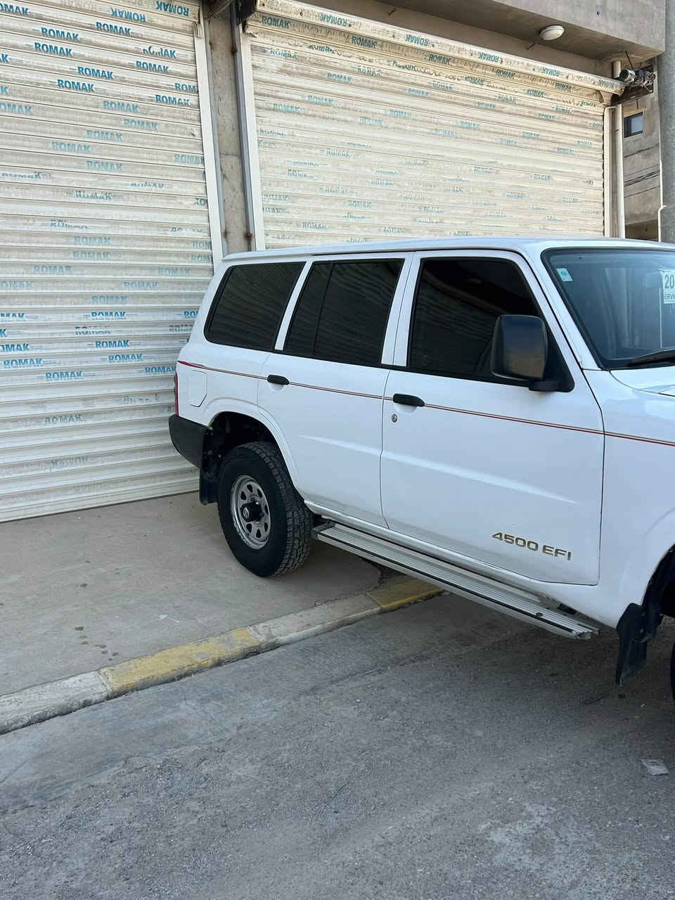 نيسان 2003 • غاز وبنزين • رقم بغداد
