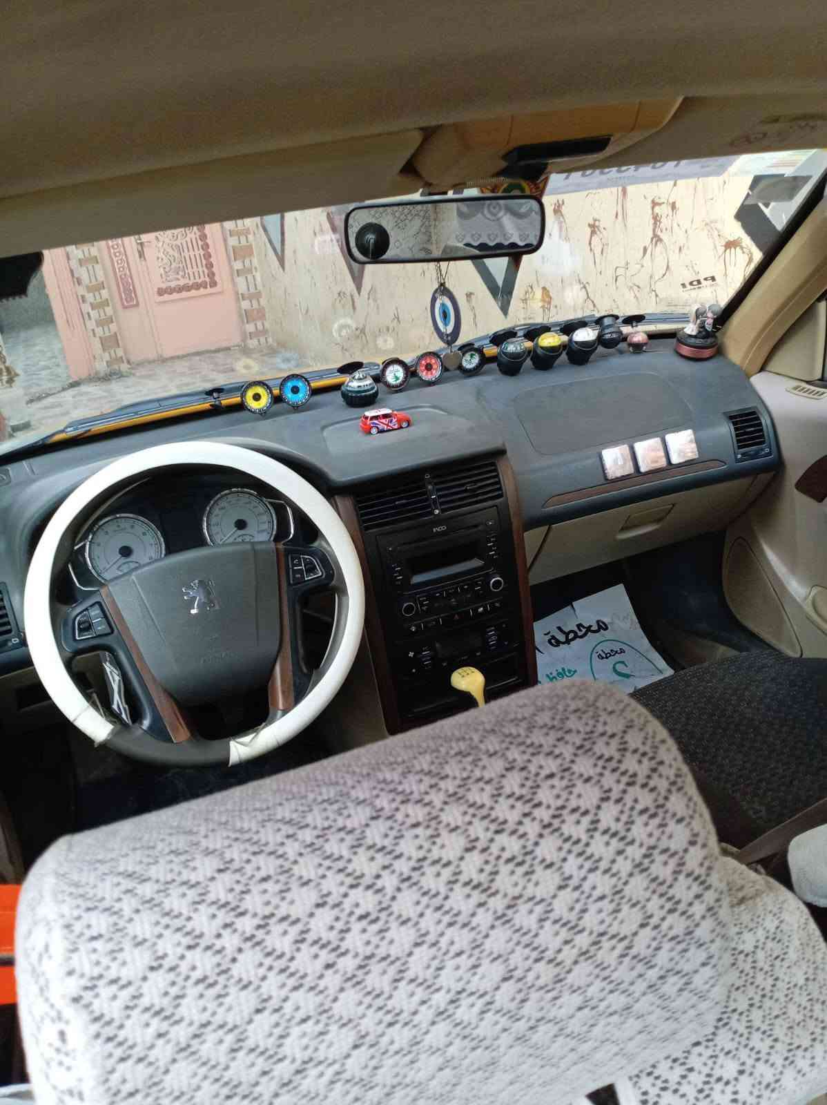 للبيع بيجو بارس موديل 20سياره جاهزه وجديده وجاهزه وهيه وغراضهه رقم بغداد الشراي يتصل ***********

