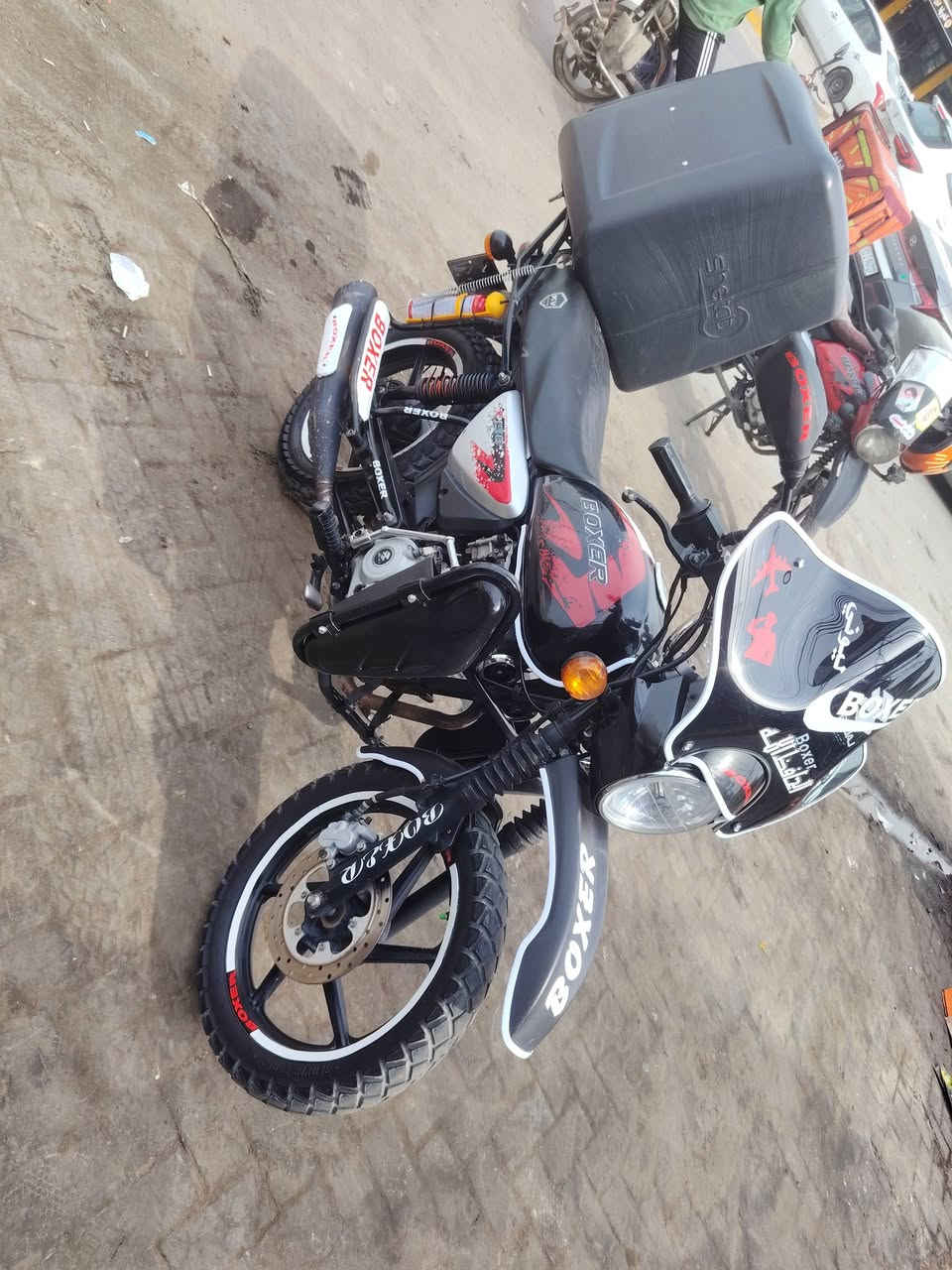 بوكسر • 2020 • اوراق مو رقم