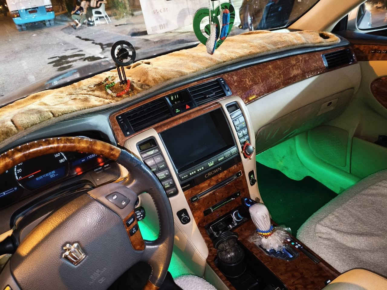 شاهینە182
فول فول مواسەفات
***********
