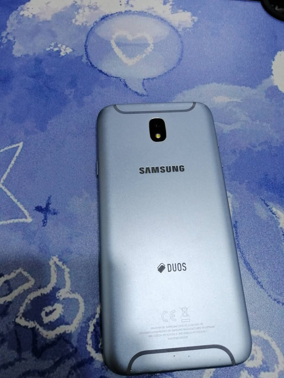 سامسونج J7 Pro • ٦٤ • كسور خفيفة