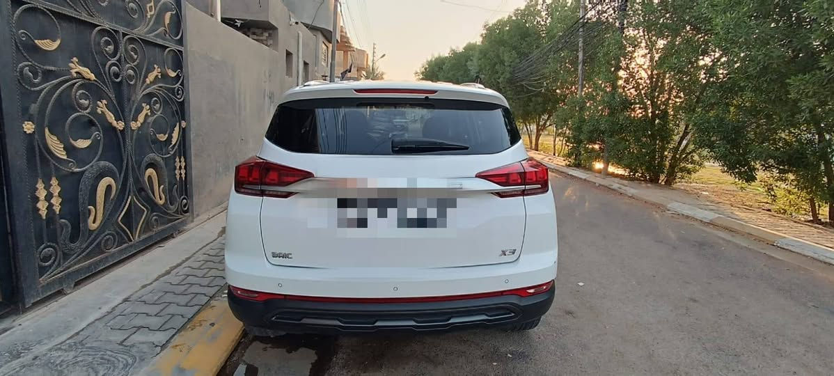 سلام عليكم
بايك X3  موديل 2024
رقم كربلاء  انگليزي  اللون ابيض 
ماشية 42 نظيفة جدا 
السعر 115 
هاتف/ ***********
