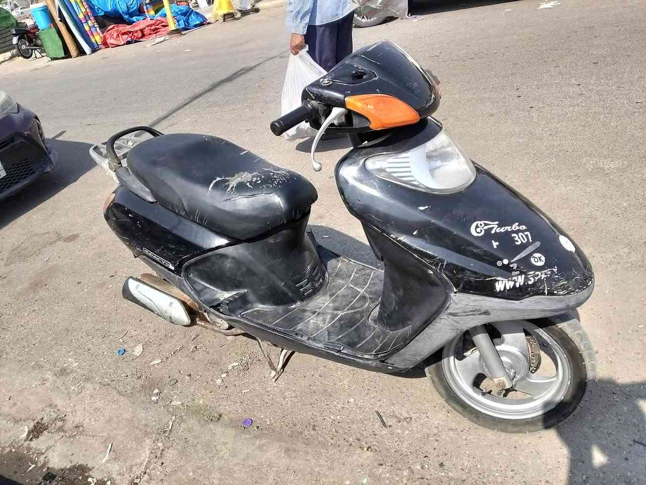 ٤٠٠ • سلف وهندر • عوزها ترتيب