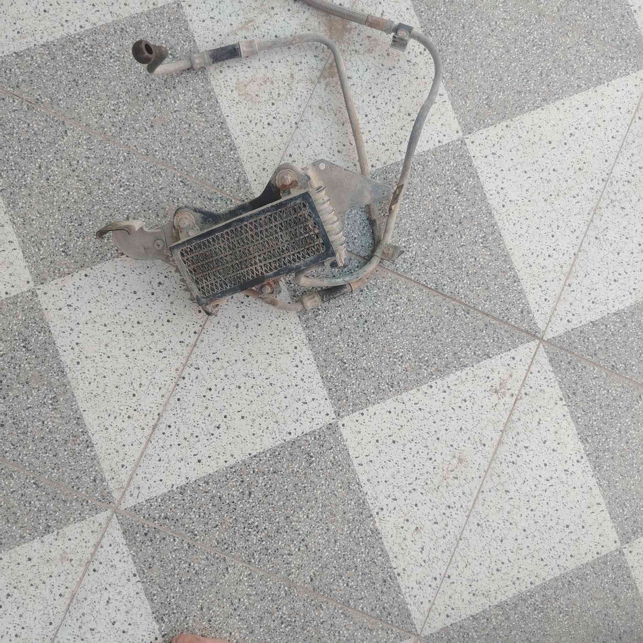 مكينه كوم حديد كايم  ب175
كور واحد وعشرين  ب30
سلف شرط شغل اصلي ب25
بواري جادر ب10
مضخمات زوج الواحد ب10
الوجه جو الكشن السود ب10
براد الدهن كالم هوه البوريات ب25
الدشبول العينه الكيجات ب15
الجلده الدشبول ب2000
الستيرن ب5
المكان العماره تفاصيل اكثر اتصل وتدلل
على رقام اوتساب=== ***********
