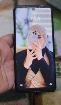 شاومي نوت 11s ذاكرته ١٢٨ مبدل شاشة وبيه فطر بالشاشة وما مأثر نهائيا كل...