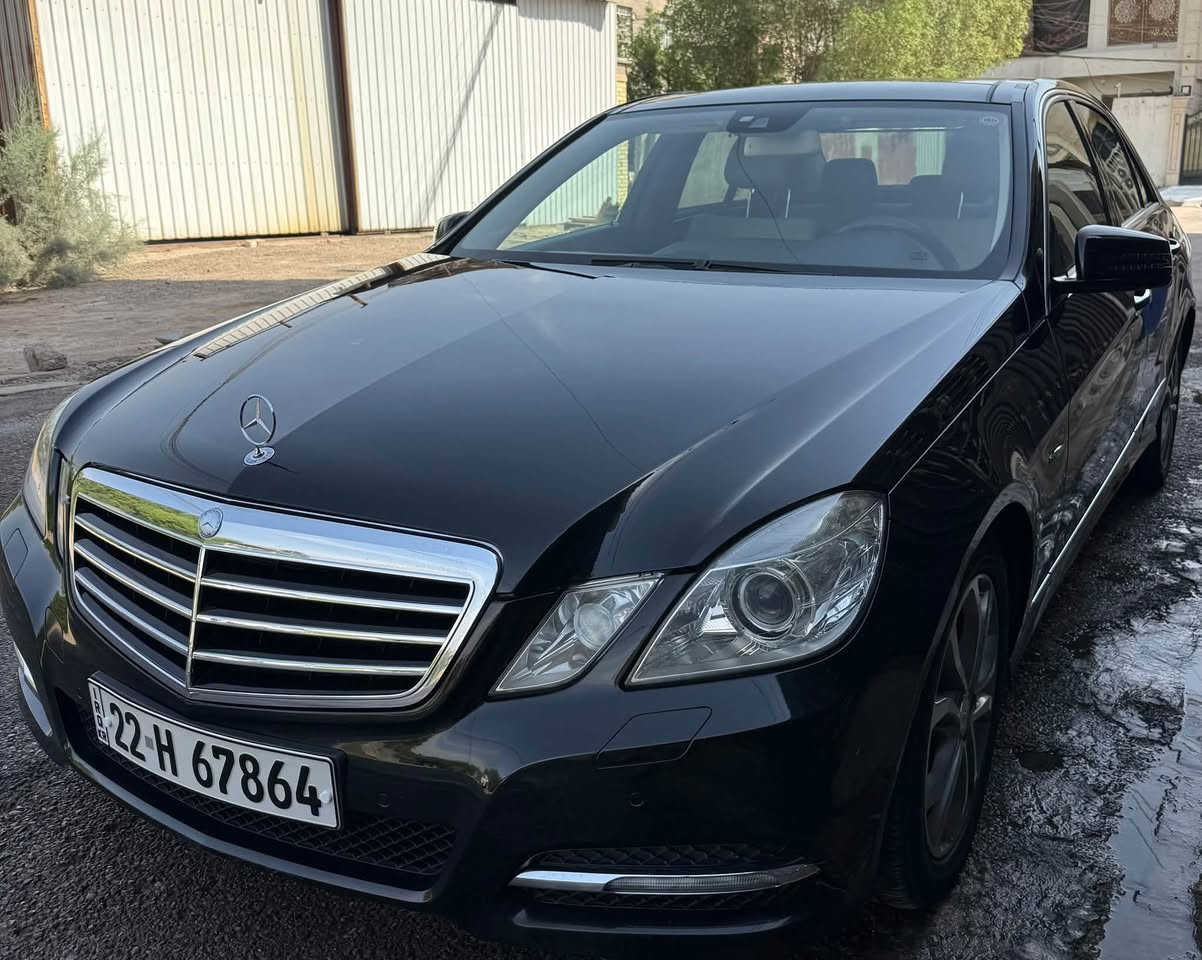 السلام عليكم
للبيع مرسيدس حجم E350 خليجي سيارة
موديل 2012
كفاله عامة من جميع النواحي ماشيه 120الف
مواصفات سياره فوال واحد على واحد 
سيارة تو ويل 
السعر 172ورقه العنوان بغداد شارع فلسطين 
للاستفسار ***********
