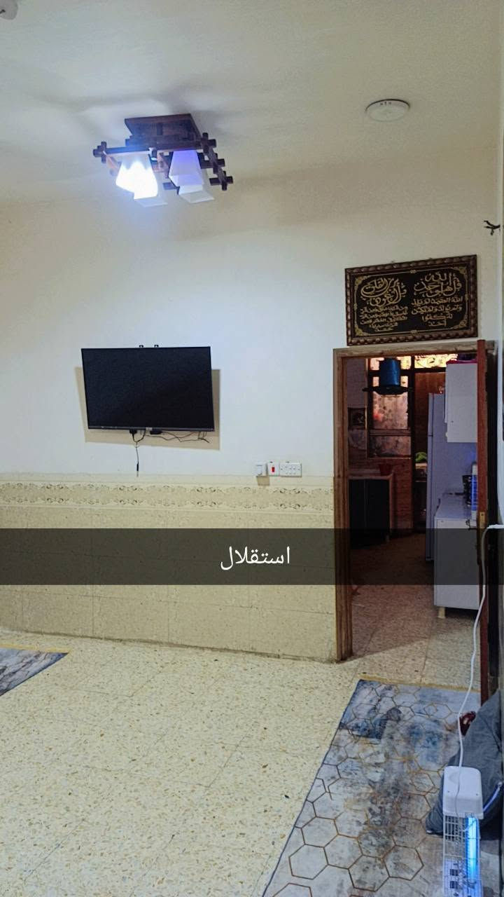 بيت 50 متر طابقين بناء 2020 الشعله الدوانم شارع بيت عنيد مقابل اسواق بيت جراح للاستفسار *********** 
سيد احمد
