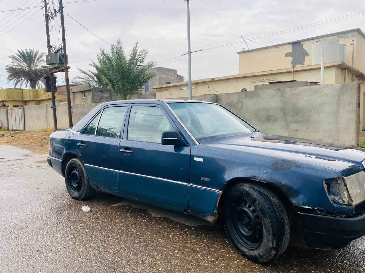 مرسيدس • جير عادي • ٤ سلندر