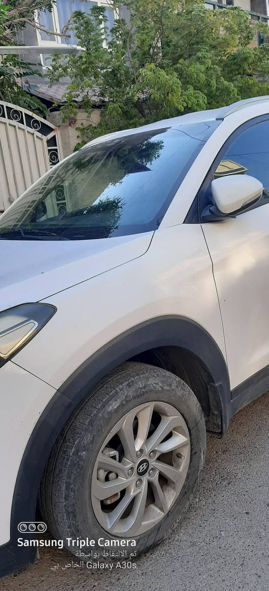 توسان خليجي بغداد ١٦ السعر ١٦٥ وبيه مجال مابيه اي صبغ ولا بارد المحرك ٢٠٠٠ الهاند بريك رجل وباقي الاستفسارات على الرقم ***********
