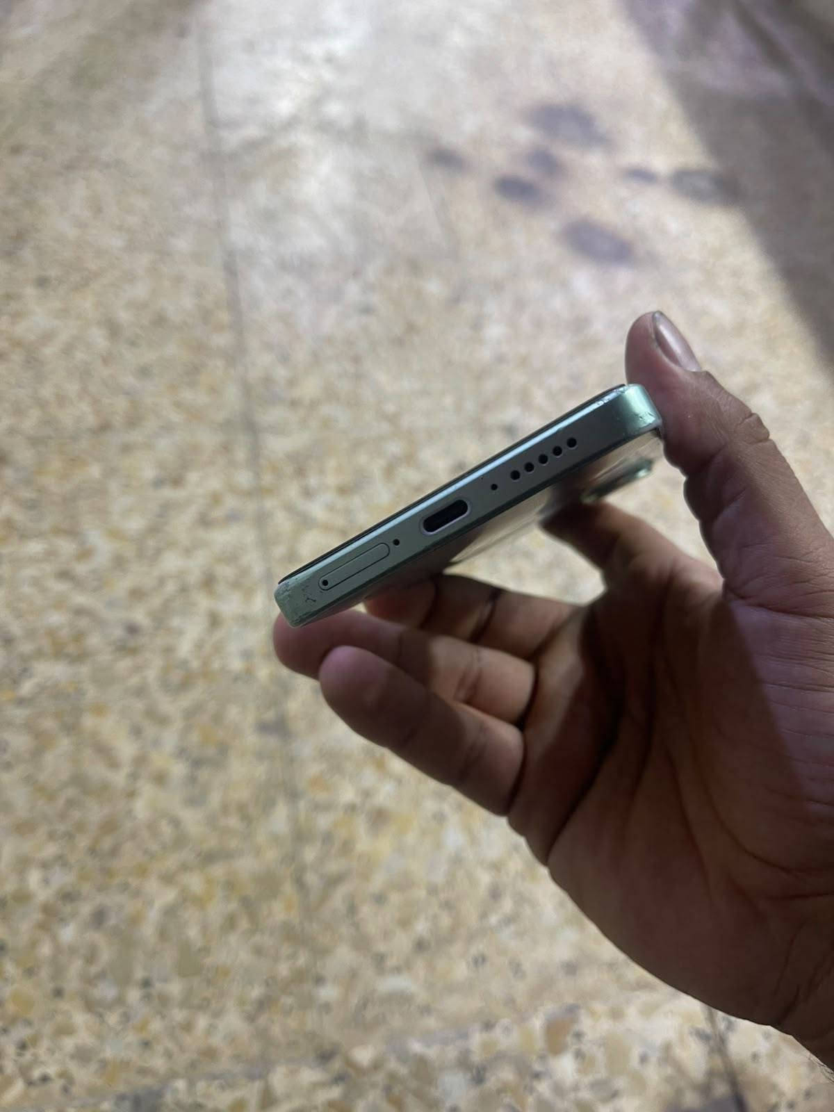 وبوكو اكس 7برو ذاكرة عملاقه 512 كامل ملحقاته بطاريه 90 بي شخوط بالاطار للبيع او مراوس ايفون شراي يتصل او خاص ***********

