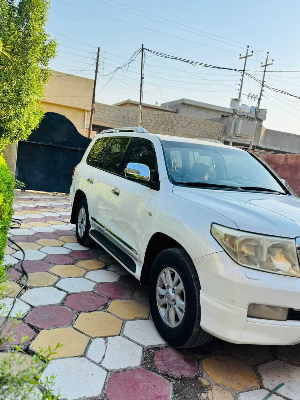 لاندكروز • ٢٠٠٩ • بغداد