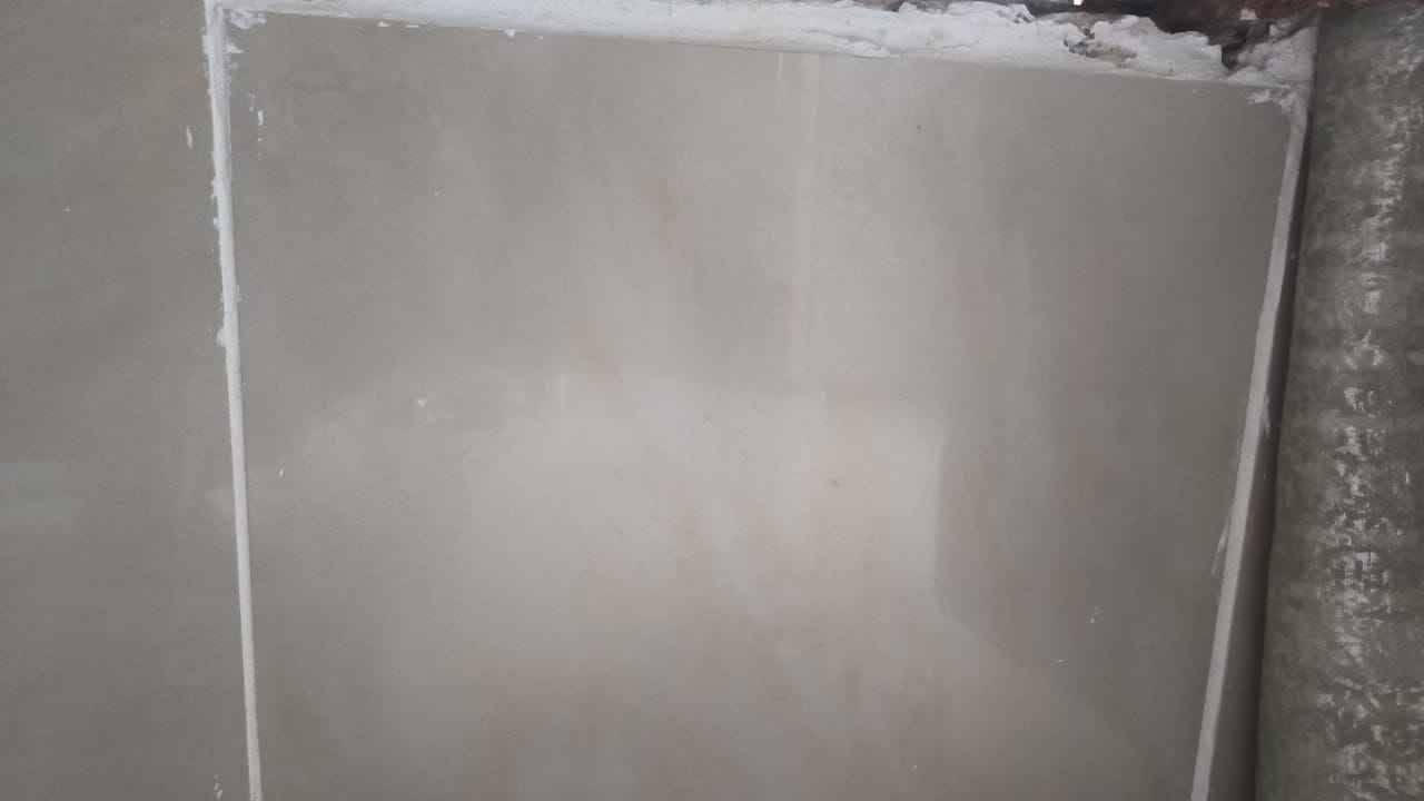 ‎سيراميك العدد 75  مستخدم نضيف 40×40   مع كاشي 30×30مستخدم  150كاشيه  ستفسار تصال ***********‎ عمارة, ميسان
