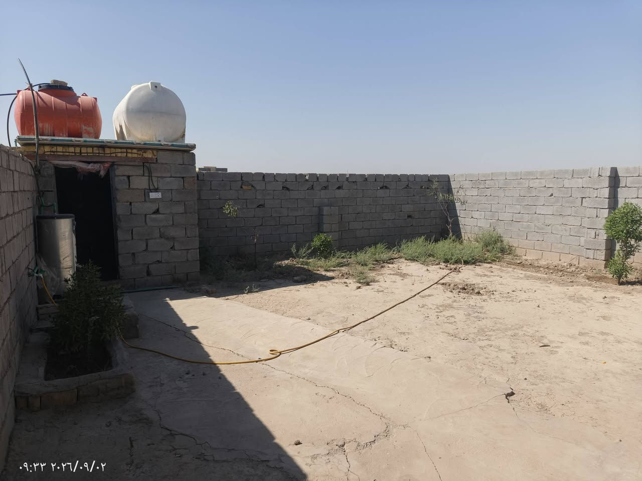 🏠 للإيجار بيت بالحبيلية –

بيت مرتب ومناسب للسكن، يتكون من: 🔹 غرفتين
🔹 مطبخ
🔹 حمام

👨‍👩‍👦 مناسب لثلاثة أشخاص.

💰 الإيجار: 200 ألف بالشهر

📍 الموقع: الحبيلية– الواحد وخمسين

📞 للاستفسار: ***********
