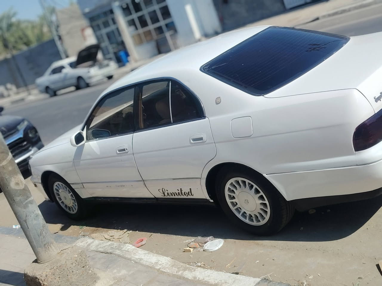 سلام عليكم  اذا ماتحول لا تتصل بطه متصل مديل 92 رقم بصره صاحبه يمي كفاله ضربه وتبديل وفتح وكص ونقل وخياس وصبغ بيه بعض الاماكن شوي صبغ بدون معجون وهل سوالف كير مكينه تخم تاير كهربائيات كله جديد شرط سنويه ساقطه عليه غرامه ١٣٠ الف تنزل من السعر مكاني بصره كرنه بني منصور سعر 53 وبيه مجال رقمي ***********
