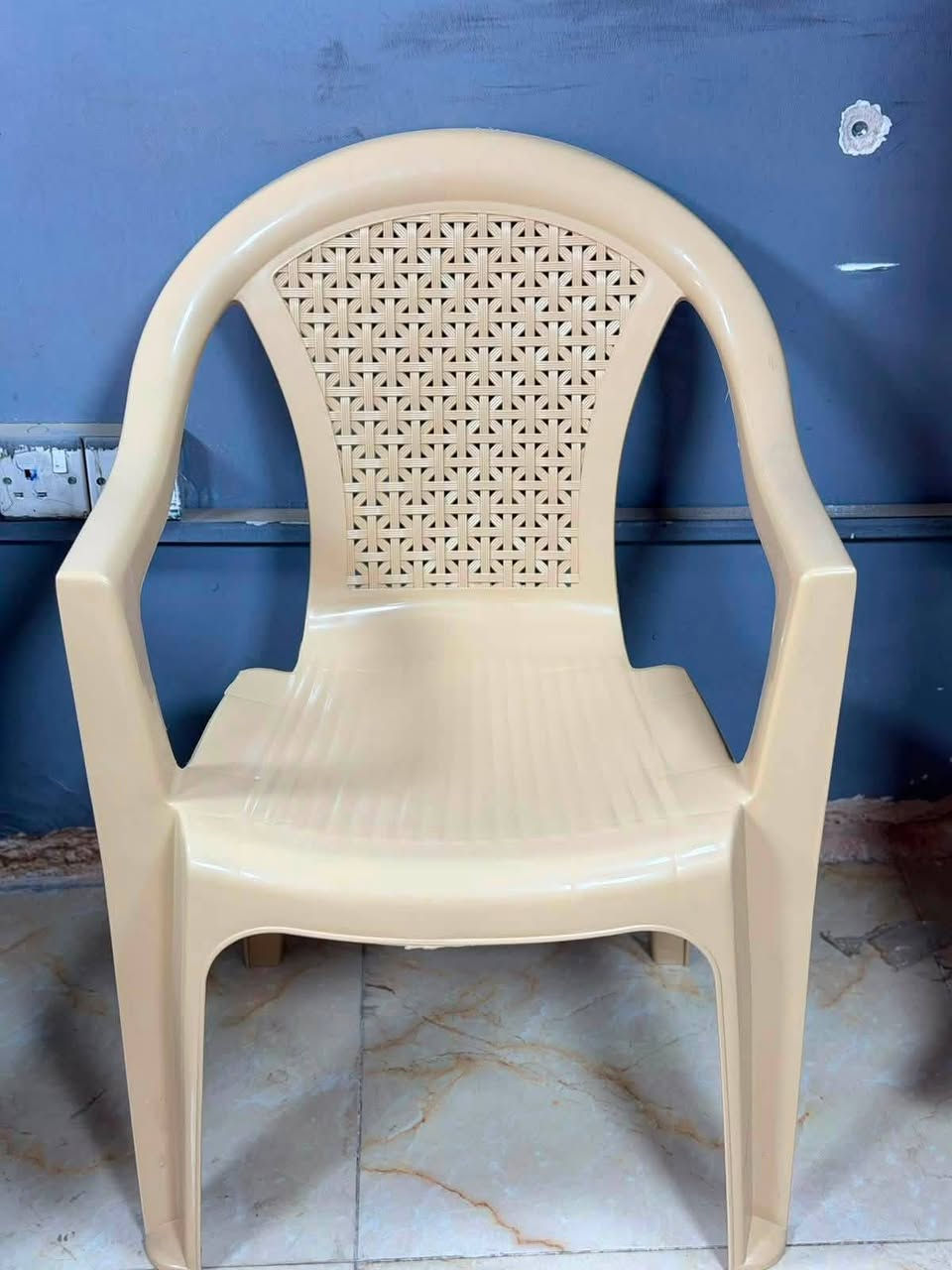 ✨ تجهيزات مكتب الغدير لكافة المناسبات والأفراح ✨
نوفر لكم كل ما تحتاجونه لإنجاح مناسباتكم بأفضل الأسعار وأجمل التصاميم:

🔹 إيجار كراسي ملكية فخمة

🔹 كوشات أعراس وخطوبة بأحدث الموديلات

🔹 خيم ومجالس للمناسبات والمهر

🔹 تجهيز حفلات الزفاف والخطوبة والتخرج

🔹 ديكورات وترتيبات أنيقة تناسب جميع الأذواق

مع تجهيزات  مكتب الغدير نضمن لكم الجودة، الأناقة، والخدمة المميزة لجعل مناسبتكم ذكرى لا تُنسى.

📞 للحجز والاستفسار تواصلوا معنا، وخلّوا فرحتكم علينا. 🌹🎉 العنوان ناصرية مركز ***********

نص مكتوب في الصور:
- يجار حجز ***********
- مكتب الغدير ***********
- كاسر خشمهم
- الأحد الساعة ٥:٠٤ م
- عندي 50كرسي سعر ب12 وطبلات 30سعر ب5
- عنوان ناصرية مركز ***********