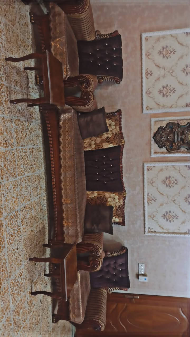 غراض منزلية • مستعملة • كنب