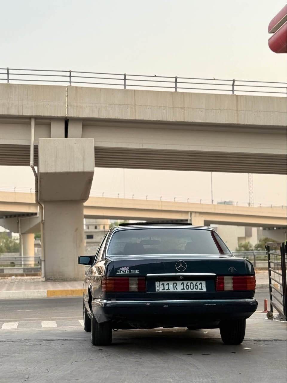 يالله للبيع او مرواس
مارسدس 300SE
دبل هورن اريل كهرباء ماسحات لايت شغاله سلايت شغال 
ادامه كامله من كلشي معمره تعمير كله شركة بدون شي تجاري دبل فيت بم طوارء يشتغل واحد يطفه الثاني 
تخم تاير باتري جديد
منظومه تبريد كله جديد بطل راديتر فريز فان كمبريسر تبريد ثلج 
عنكبوت شركة ماملعوب بي
سنويه جديده رقم بغداد انكليزي  
السعر 90وبيه مجال 
العنوان كركوك اتصال *********** كركوك, العراق
