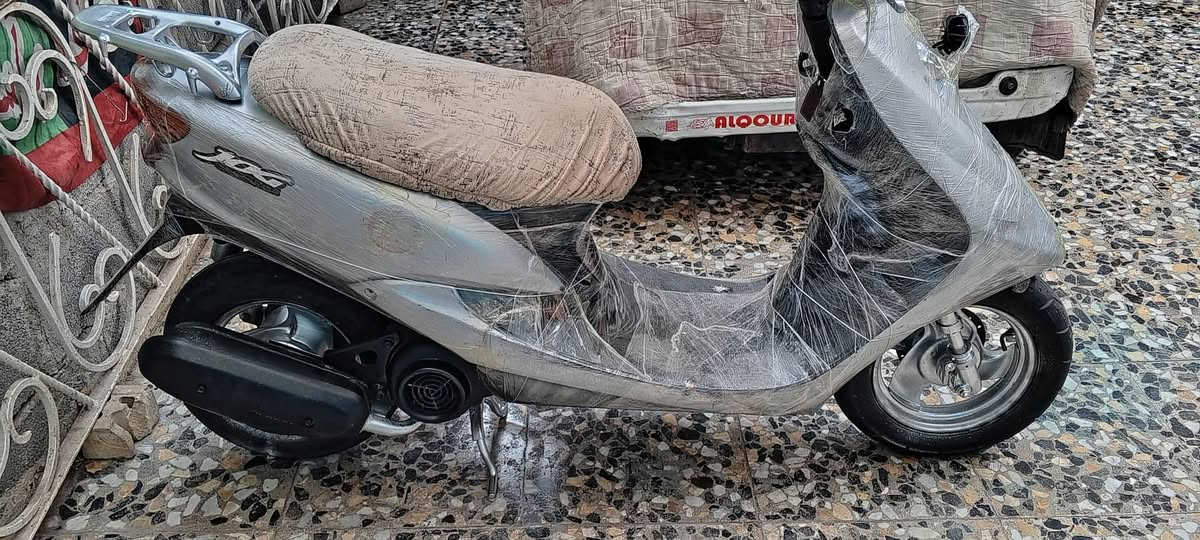 عصفوريه ياباني مكينه مامفتوحة ابلادية نكرة بي وقت سلف هندر كهربيات شغالة كابرتر اصلية كفرات ابلادية لا تنقيص ولا تبخير ولا نضوح شغالة الدراجة السعر  325مكاني بغداد حي اور شعب الاتصال على صاحب دراجه أنا مكلف بالنشر ***********من رخصه الادمن بغداد, العراق
