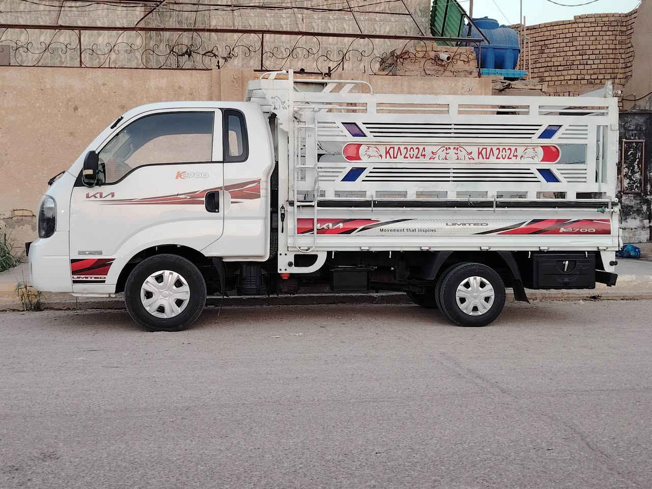 كيا للبيع موديل 2018 مكفوله
رقم نكليزي بصره وياه المحجر سنويه 2030

سياره خير من الله

تصال ***********
الغراف
