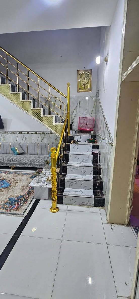 ياالله بيت مساحه 150متر طابوزراعي يحتوي غرفه وصاله وستقبال ومطبخ وصحيات داخليه
السعر 135

 

وخارجيه العنوان طوريج ابو جوعانه فرع اسواق هدايانه

الطابق الثاني هيكل.   السعر

معروض لدى مكتب بيروت للعقار الكائن في طوريج حي الجمعيه 

لاستفسار ***********++***********
