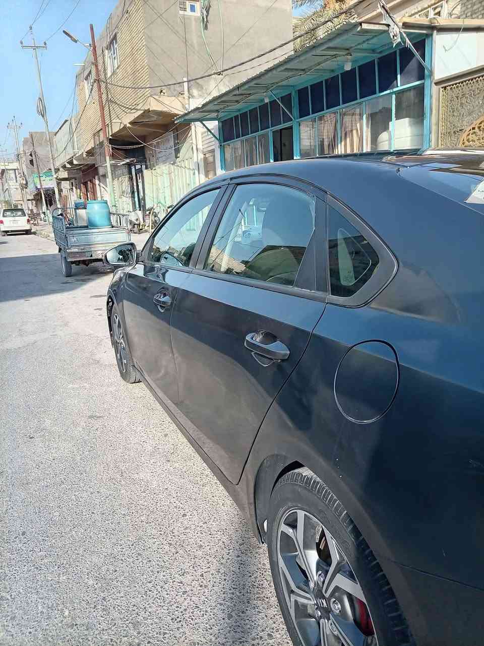 سيارة فورتي 2021 وارد أمريكي محرك 2000 سيارة نظيفة كلش
ضررها تبديل بنيد
وصبغ بابين فقط
سيارة نظيفة جداً
مكانها سماوة
سعره 110 وبيه مجال بصيط

‏‪***********‬‏
