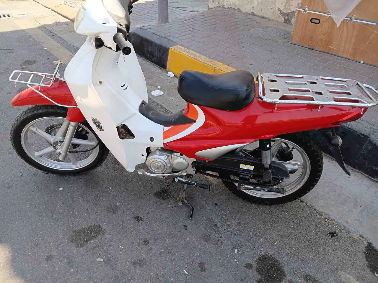 للبيع كامل  ١٧.لاتصال ***********
