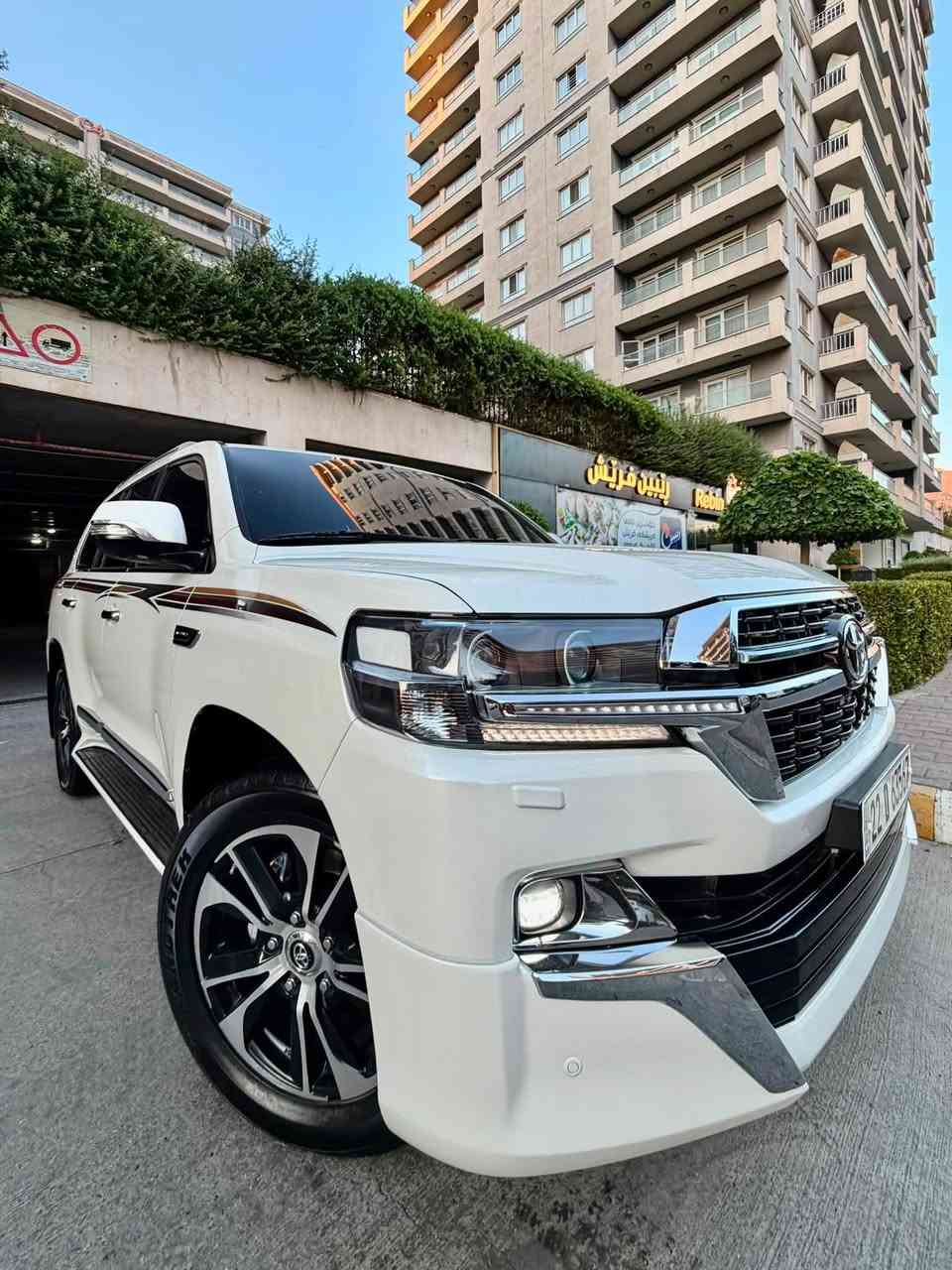 ‎‏Land cruiser 2021 Grand touring 58,000km📦
کامل PPF

‎‏‎لاندکروزەر جکسارە 2021 بریمی اصلی 

رقم تلیفون:***********

‎‏‎محرک 6 سلندر 
ماشی 58,000 الف حقیقی بشرت📦

‎‏‎ مكفولة كفالة عامة من الدعامية إلى الدعامية
كمل مخلف PPF
‏‎‏‎ بدون صبخ .بدون بارد  ،بدون رصعات ،بدون حتى شخط

‎‏‎دعاميات هم بدون صبغ ،رمل مابي ،لحية بدون 
‎صبخ ..بقية كلها بشرط
————————————————————-🔷
‎‏فول فول مواصفات

‎‏‎شاشة كبير لمس٥ كاميرا حاسة رادارات

‎‏‎كاميرات٥ سلاید فتحة سقف 

‎‏‎كشن جلد كشن كاراباي شحن موبایل  8 اريباك تبريد مركزية

‎‏‎بصمة تشغيل عن بعد باب جاك سلاجة ليد زينون 

‎‏‎تحكمات ستيرن دبل فوليوم فورويل هوك

‎‏‎سيـارة عل نظافتها احسبها صفر زيرو فقت ٥٨،٠٠٠ الف ماشی📦✅

‎تخم تاير دنلوب الاصلي  

‎‏‎ محرك كير بشرط مامفتوح

‎‏‎سيارة حيل نظيفة كلشي عل بلاد لوك
————————————————————-🔷
‎‏‎سنوية زنكة كلشي جديد

‎‏‎باسمي السنوية بشرط تحويل و خرامة 

‎‏‎سيارة مابيـها دينار مصرف كامل من كل نواحي

‎‏‎نفسي يوم /تحويل و وكالة حاظر 

‎‏‎📍مکان /داخل سليماني

سعر 543 ورقە و بیها مجال 

رقم تلیفون: ***********
