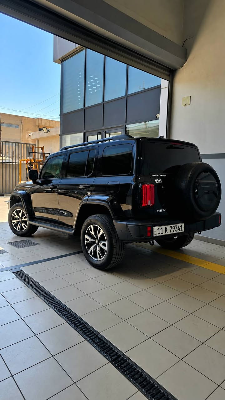 تانك300    2026 HEV هايبرد مع اضافات وياها كفر بنيد جي كلاس
ومطريات ماشادهن وشباك ..
بحالة الوكاله ضمان الشركة 10 سنوات 
كفاله عامة بعدها شركة 
ماشية 20 الف فقط 
بيها هواي اضافات
السعر ٤٢ مليون 
***********
