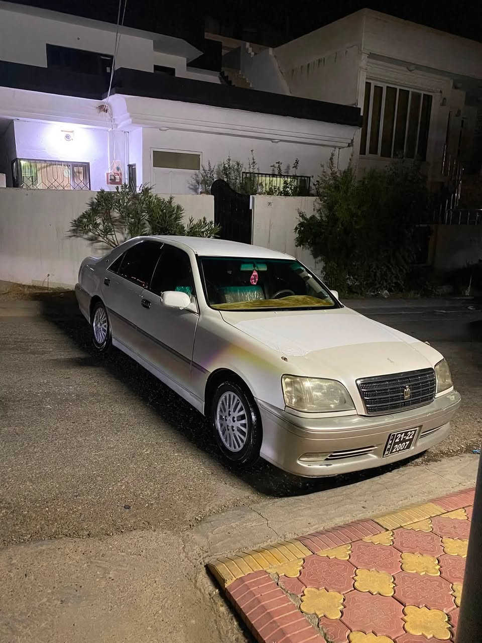 توێتا کڕاون
مەلیکەvvt (ساخ) کەم بانزین خۆر
سەیارەکە ساخە موسو بڕاوە نیە
سەیارەکە گێڕ عەدلە
گێڕو مەکینە تەقەو ڕەقە بەشەرت 
مواسەفات ١دوگمەیە 
سەیارەکە کوشنەکانی سفر سفر ماوەتەوە 
هەیکەلی سەیارەکە شوشەیە
سەیارەکە کۆدو بارکۆدی وەرگرتوەو  بەناوی خۆمەوەیە
تازە پێشو دوای داگیراوە
مەجموعەسوکانی ئەڵێی ئاوە بە یەک پەنچە ئەسوڕێ
٤ تایەی لۆک لۆکم کردۆتە ژێر
برێگی بەسراوە
پێویستم بە پارەیە بۆیە بەو نرخە دای دەنێم
52$
تکایە ئەگەر موشتەری نیت پەیوەندی مەکە
شوێن سلێمانی 
ژم.***********
یان نامە بنێرە
