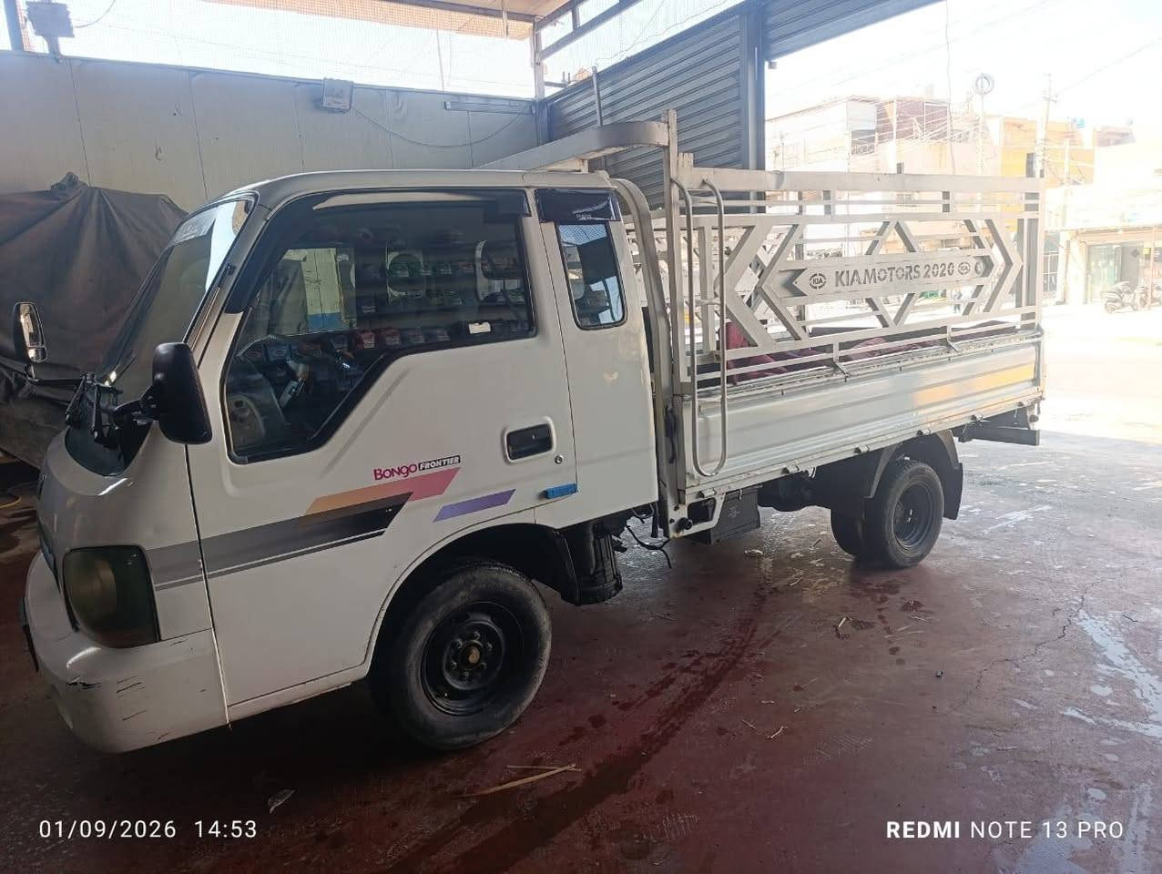 كيا ام عيون سياره جديده وخير من الله مكينه جديده العنوان بغداد الشعب السعر 55 ورقه اخوان السياره أدوات كوم حديد اي ستفسار هذا رقم ***********

