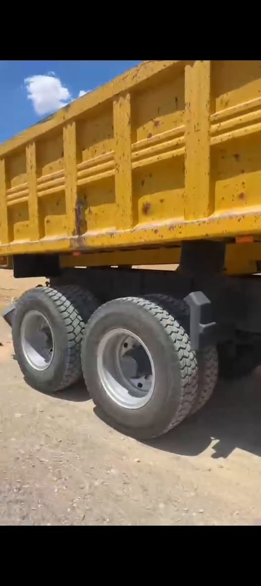للبیع بۆفرۆشرن
گەڵابە بیلاد علوجەکانە
مودێل٢٠٠٢

مەکینە ٤٠٠ بیلاد 
گێرو ئەسکل شانصی بەشەرت 
تاقم تایەی باشە 
بۆدی پاکە 
شانصی پاکە 
مەمجوعەی بیلادە 
ئاڕم پلاسیکە سلێمانیە
***********
***********
کۆڕەکە وەسپەپ ڤایبەر لەسەرە
