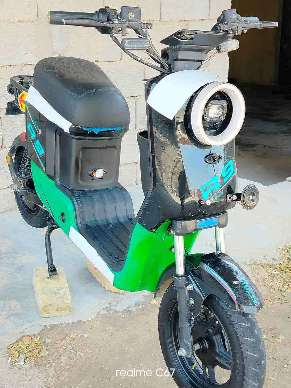 سلام عليكم دراجه لبيع بطاريات كبار
سعر 275 وبيه مجال موديل 24 مكان بصره زبير 

كهربايات شغاله ***********
