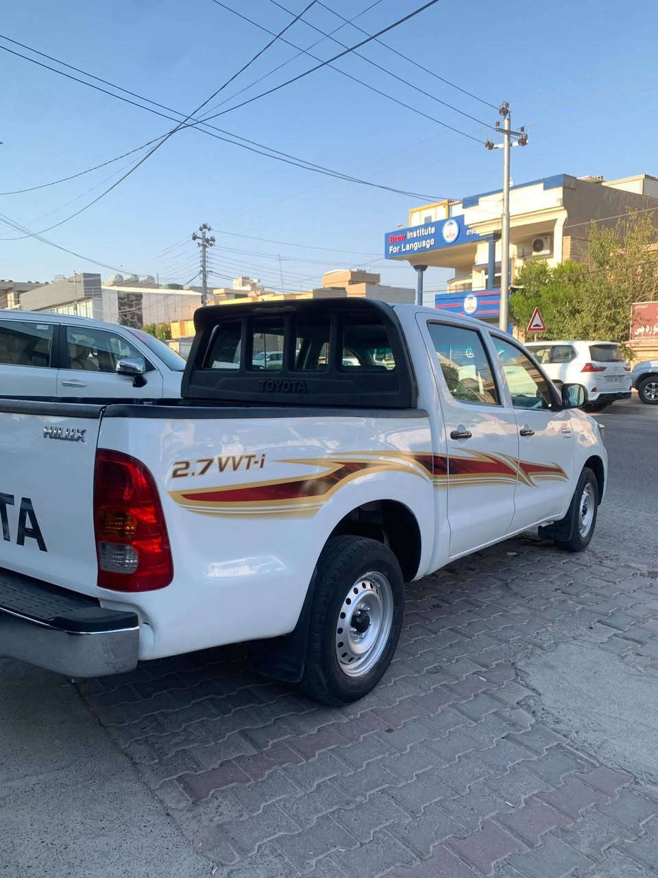 کـــــوردی 
تەنها فرۆشتن 
تــویوتا هایلوکس / گێڕعادی 
مۆدیل/ ٢٠١٠ فەلاحی
مەکینە / V4 کەپس 
ڕەقەم و سەنەوی کۆن 2020 
ڕۆیشتن / ٣٠٠ هەزار زیاتر 
۳ پارچەی پێشی سبوغە 
جەمپێکی لای  سایەقی 
کەمــــــــەک بەتانەی بۆیاغە 

نــــــرخ / ١٢٧ $ 
ناونیشان هەولێر 
مۆبایل / ***********

عربي 
فقط بیع ، 
 تویوتا هایلوكس 
فلاحي ۲۰۱۰ گێڕ عادی 
محرك / V4 کبس 
رقم و سنویە قدیم 2020
ماشي آكثر من ۳۰۰  الف کم 
۳ قطع آمامي  سبغ 
شوية دواخل جهة سایق 
شبرین من بطانة سبغ 

سعر / ۱۲۷ $ 
عنوان اربیل 
واتس آب / ۰۷٥۰۲۲۰٥۳۰۰ أربيل, العراق
