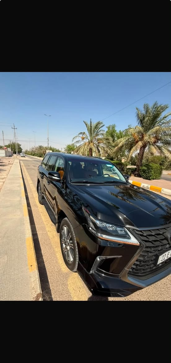 لكزس LX570 • ٨ سلندر • ماشيه ١١٢٠٠٠