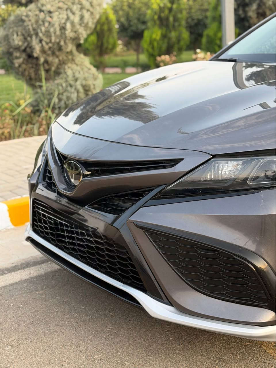 Toyota camery se 2023
چاملخ سایەق و نیو دەرگا بۆیاخ بەبێ ناوگردن 
۱،۲ جێگای pdr بچوکی هەیە  
49,000کم ڕۆشتوە ڕەقەم  سەنەوی نوێیە تا 2030 
۸ وەرەقە غەرامەی لەسەرە. دوای معامەلە دەگەڕێتەوە 
سەیارەکە بە ناوی خۆمانە 
تەحویل بە شەرت 

***********
ڕەقەم سلێمانی السليمانية, العراق
