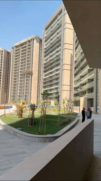 شقة • ١٥٤م • ابراج ملينيوم M17