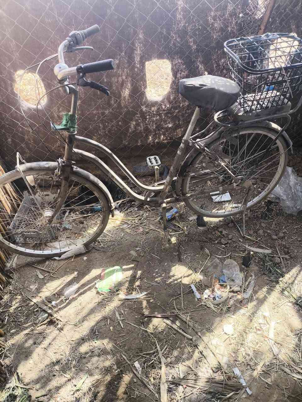بايسكل ياباني • مقاس ٢٦ • واسط