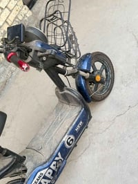 دراجة شحن • بطارية ١٢٠ • يد بنزين مكسورة