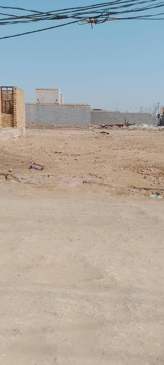 العگر الشرقي • ٢٠٠م • ماء وكهرباء