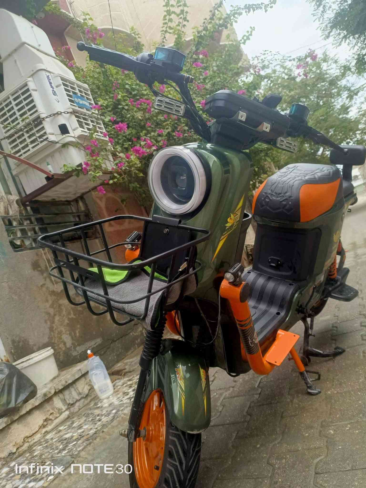 السعر 500 وبيه مجال
السلام عليكم دراجه r9 pro  2026 الدراجه نضيفه مو بس حچي قفل ستيرن ام بي ثري شاشه اعطال اشاير يمنه يسره ودبل اشاره مثبت سرعه✅ هورن وبك لايت عالي ناصي زنون واصفر ملف 1800w نحاس تربع نمر سرعه 70 حقيقي الدراجه مكفوله من حته الشخط العنوان كربلاء ***********

نص مكتوب في الصور:
- Infinix NOTE 30
- Infinix NOTE30