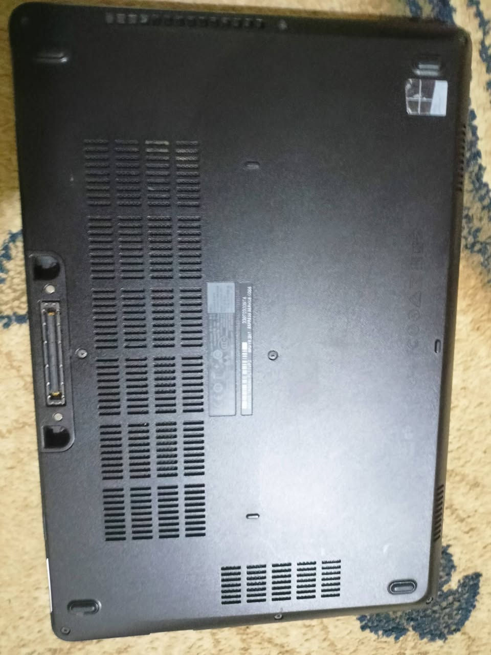 السلام عليكم 

لابتوب للبيع نوع Dell 5470 
يشغل اتوكاد وكل برامج الهندسة وألعاب متوسطة، 
لابتوب لكل الاستخدامات بأقوى فئة معالج HQ وكرت الشاشة الخارجي. 
مناسب للبرامج الهندسية والتصميم والالعاب 
اللابتوب نظيف جداً وخالي من أي مشاكل أو خدوش.
المعالج HQ i5 الجيل السادس ،
رام 16 DDR4،
هارد 256GB NVMe سريع جداً،
الشاشة 14.1،
كرتين شاشة 
خارجي gb 2
 amd Radeon R7
وداخلي انتل 8 gb
بطارية اربع ساعات

#السعر_240_وبي_مجال_قليل

#هـــ‏‪***********‬‏

نص مكتوب في الصور:
- Surah Al-Ankabut تلاوة حزينة ومؤثرة | سورة العنكبوت بصوت الشيخ هيثم ال