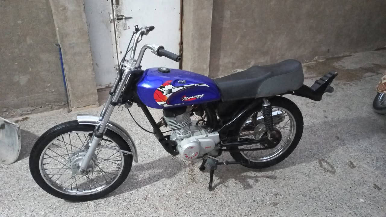 للبيع اربعه كير كلك  مديل (23) مكينه  بلجيس سعر (275) وبيه مجال 
(***********) نجف كوفه
