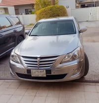 بيع مستعجل  هيونداي جنسس  2013  فول مواصفات  وارد كندي ما عدا الشاشة و...