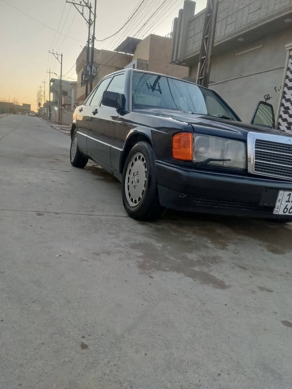 مرسيدس 190 • اوتماتيك • ٤ سلندر