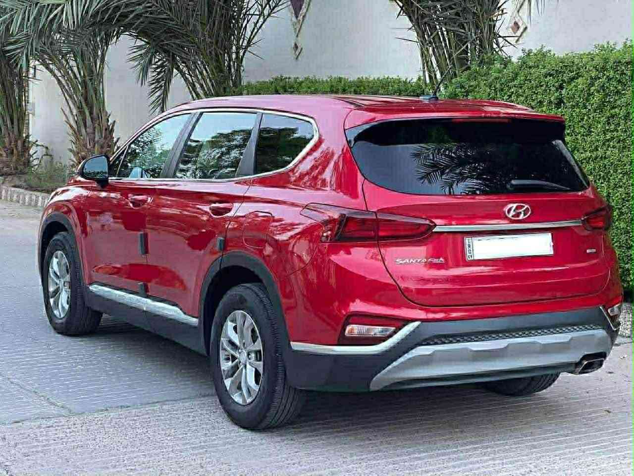 هيونداي سنتافي 2020
وارد امريكي رقم اربيل
الجديد باسم شركة وكالة او تحويل مضمون 
 
ســعــر ✅ ::  الــرد تلقائي 📮

المواصفات
محرك 4 سلندر 2.4L
فور ويل 
كير 8 نمر
ماشية 60  حقيقي  
قطعتين تبريد 
شاشة وكامرة خلفية دوارة
تحكم ستيرن جهتين وبلوتوث
وحاكية وكروز سرعة وتحكم صوت
نظام تحديد مسار وسياقة ذاتية 
رادار امامي ونظام توقف تلقائي عند الاقتراب 
لد نهاري 
ويل كب حجم 18 مع تخم تاير جديد 
نظام start/stop نظام auto hold
نظام abs و مانع انحدار ومانع انزلاق 
داخل لونين 

 الضرر:-
جاملغ ايمن وباب فقط بدون دواخل بدون ايرباك 
بجم كبس شركة مكفولة من الشاصي واللغد

مكان السيارة: السماوة 
رقم صاحب السيارة: *********** واتساب 

عندك سيارة للبيع اعرضها على الصفحة
